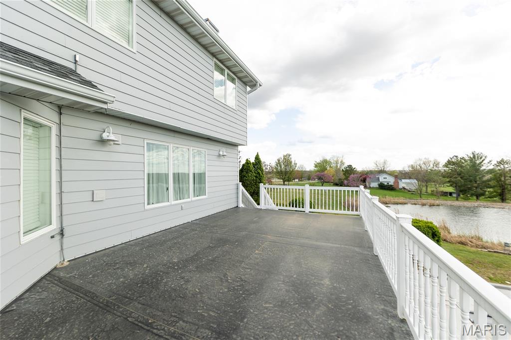 10605 Larson Lane Property Photo 17