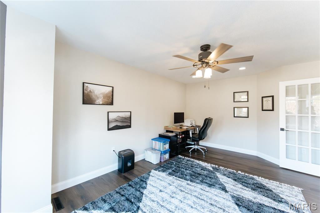 10605 Larson Lane Property Photo 32