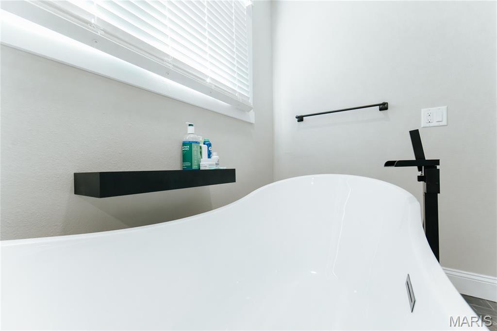 10605 Larson Lane Property Photo 73