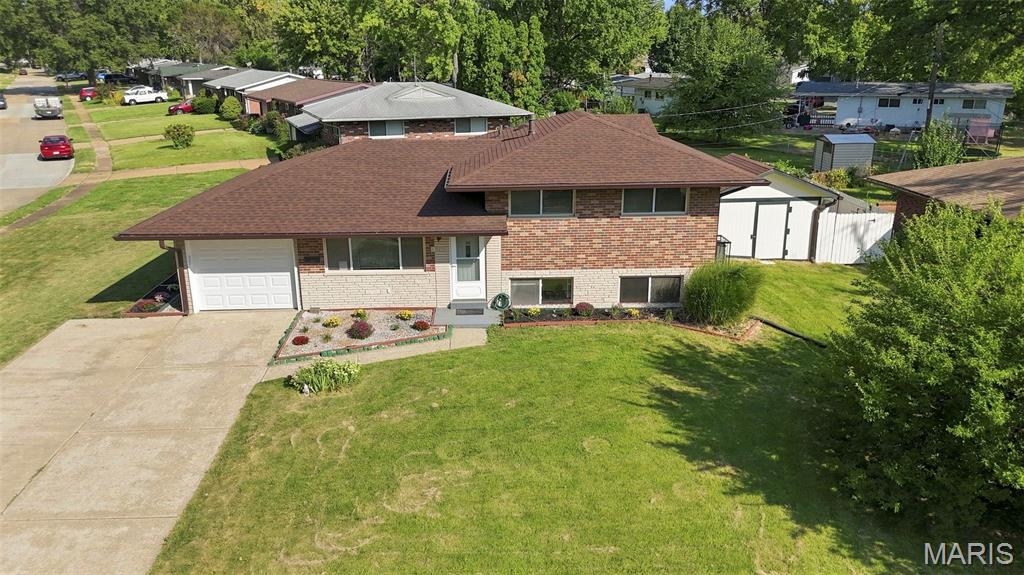 1925 Apple Blossom Court Property Photo 2