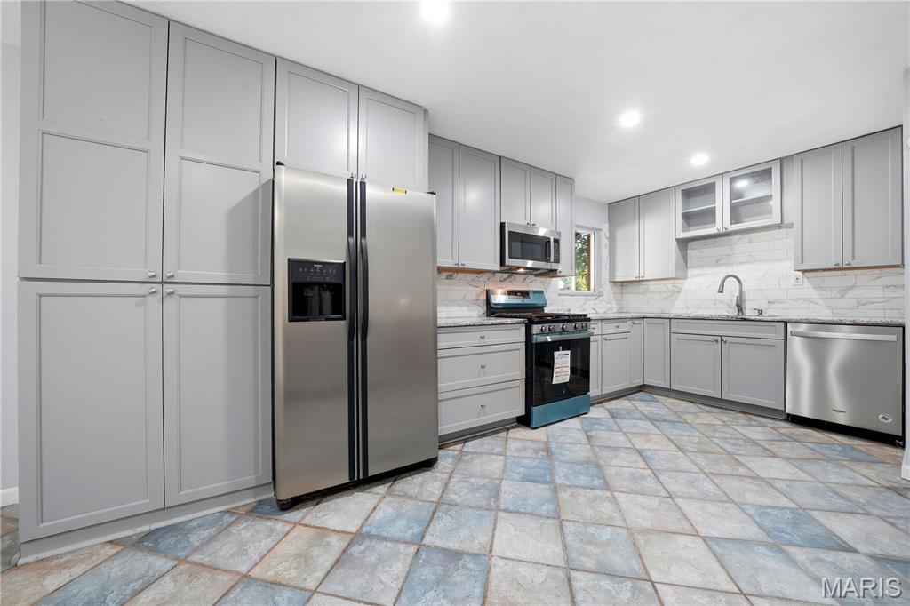 1925 Apple Blossom Court Property Photo 9