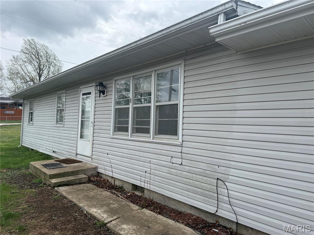 210 S High Street Property Photo 4