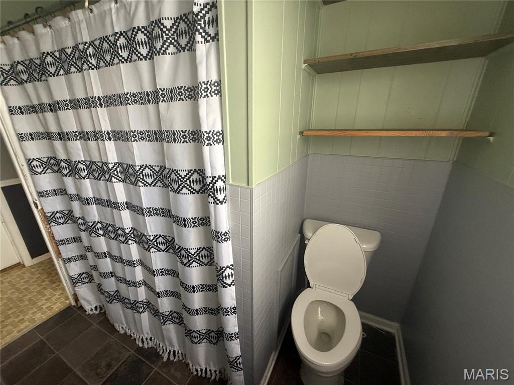 210 S High Street Property Photo 8
