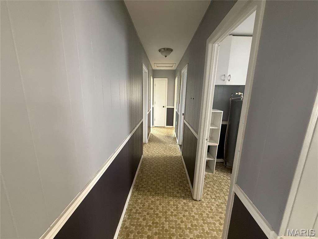 210 S High Street Property Photo 13