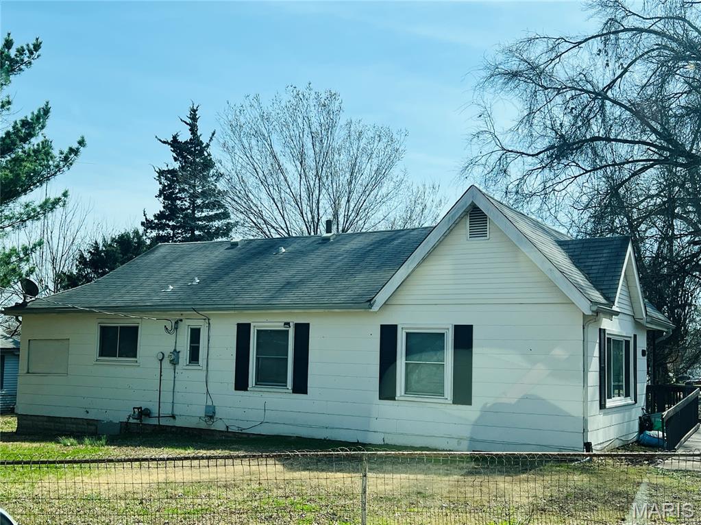 9758 Diamond Drive Property Photo 1