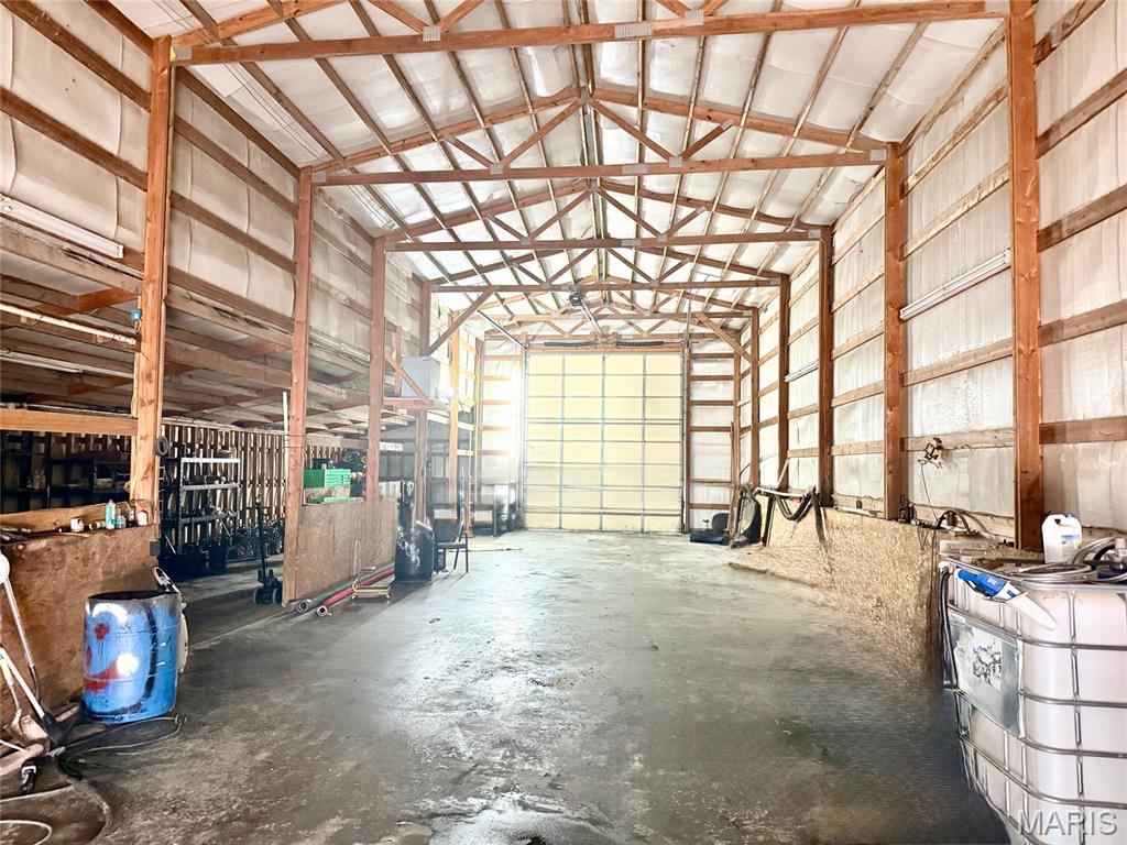 328 S Interstate Drive Property Photo 8