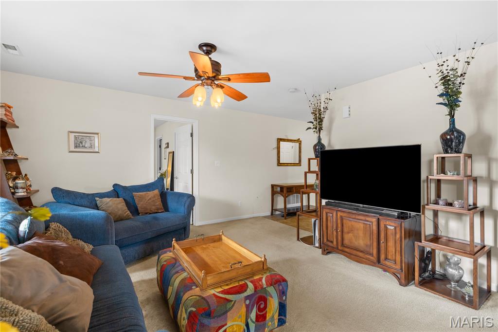 406 S Church Street 522 Property Photo 2