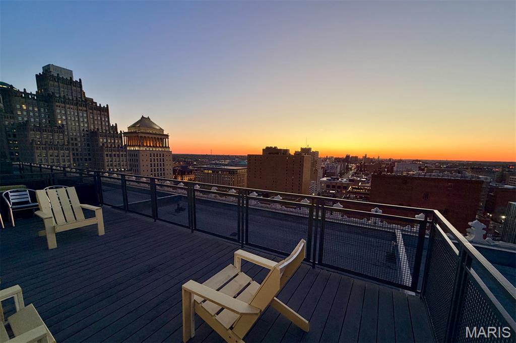 915 Olive Street 1605 Property Photo 47