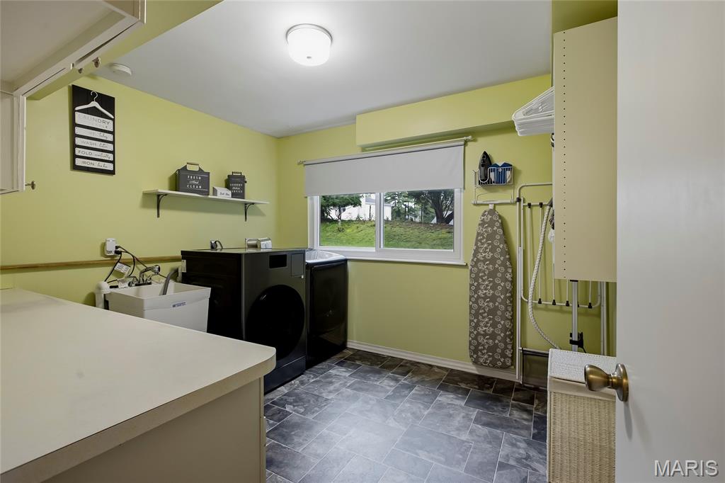 334 Dungate Drive Property Photo 22