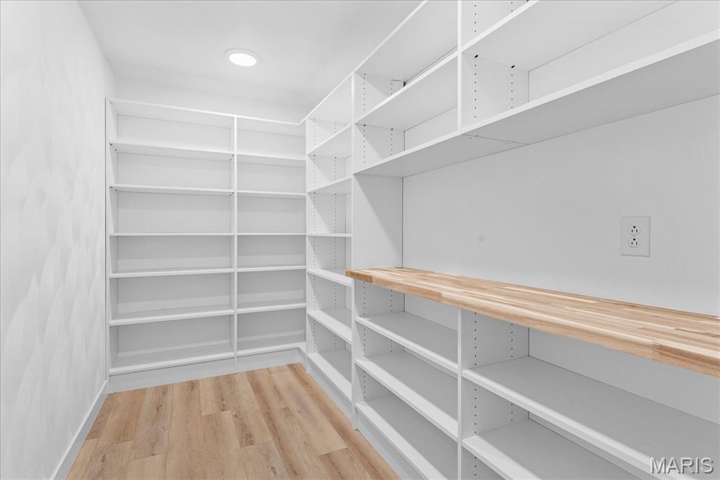 4201 Timber Brook Ct. Property Photo 8