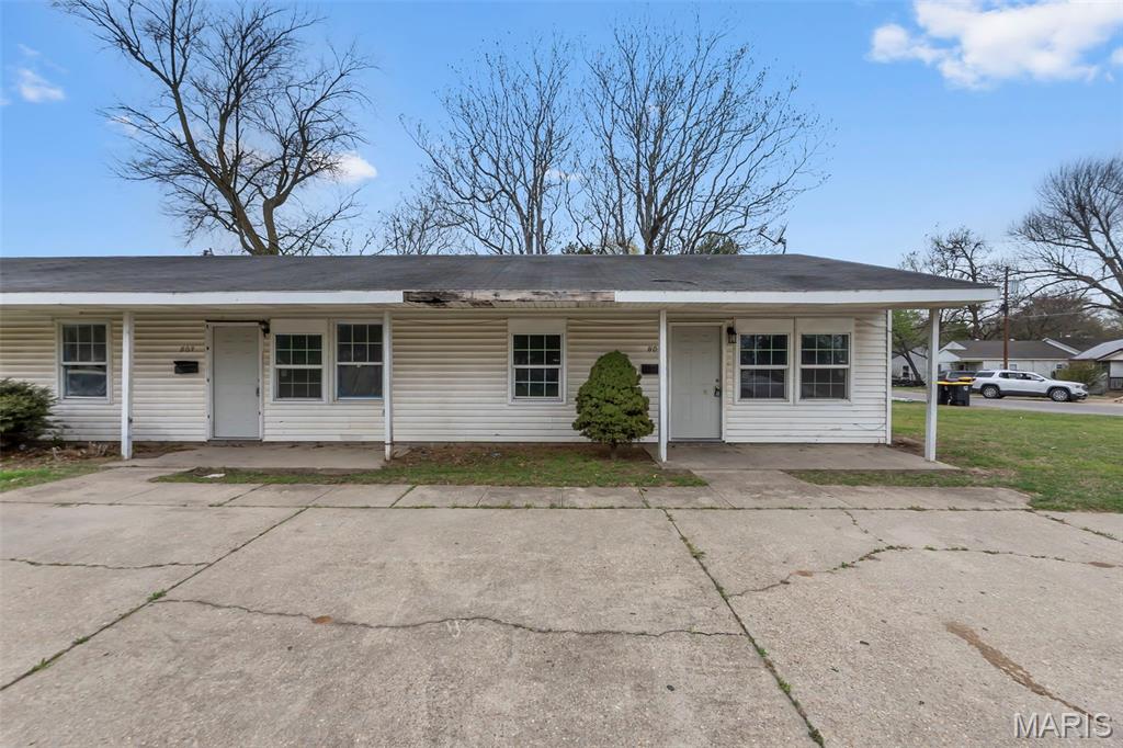 801 Park Street Property Photo 2