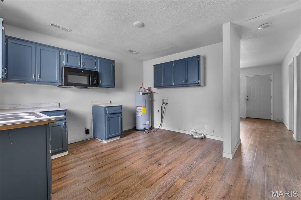 801 Park Street Property Photo 4