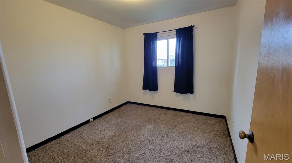 4204 Beauty Lane Property Photo 7