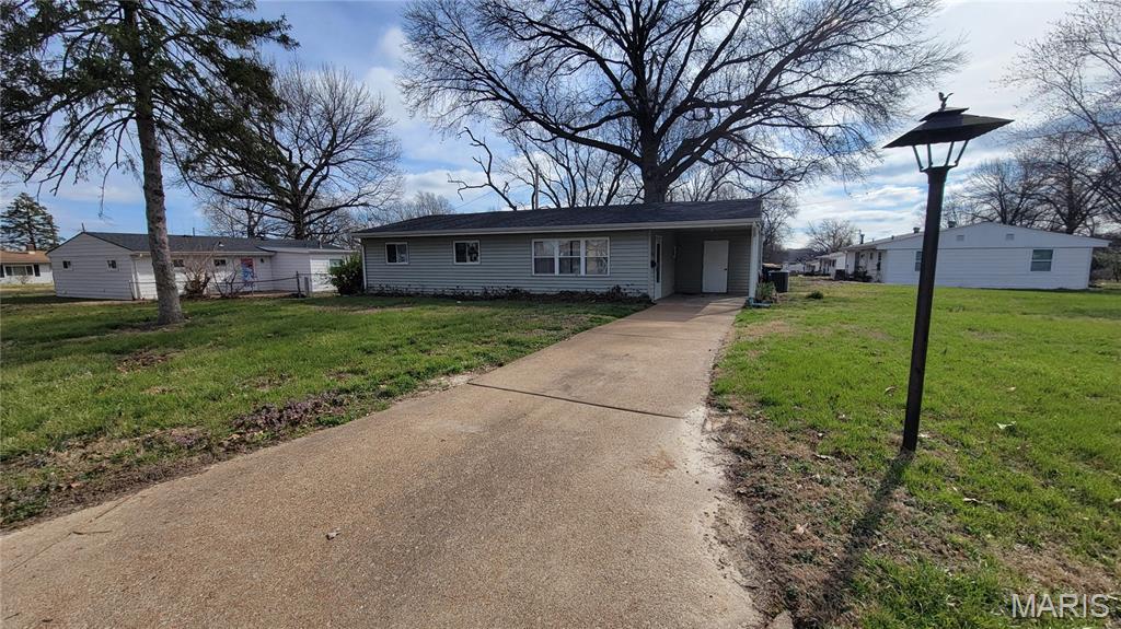 4204 Beauty Lane Property Photo 13