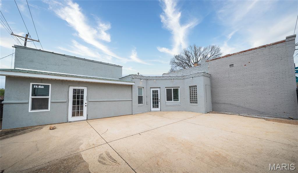 5 N Main Street Property Photo 2