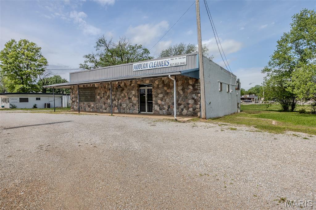 269 E 6th Street Property Photo 5