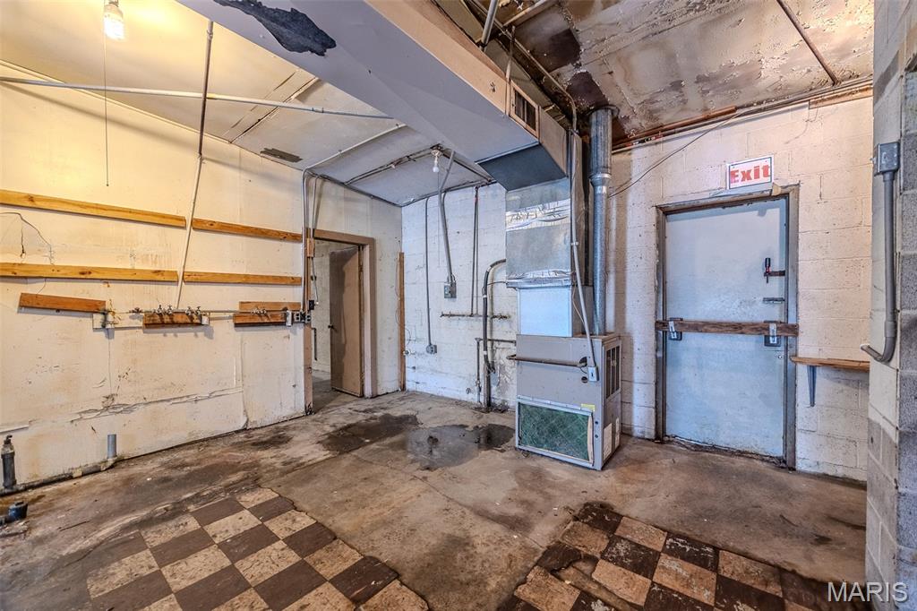 269 E 6th Street Property Photo 13