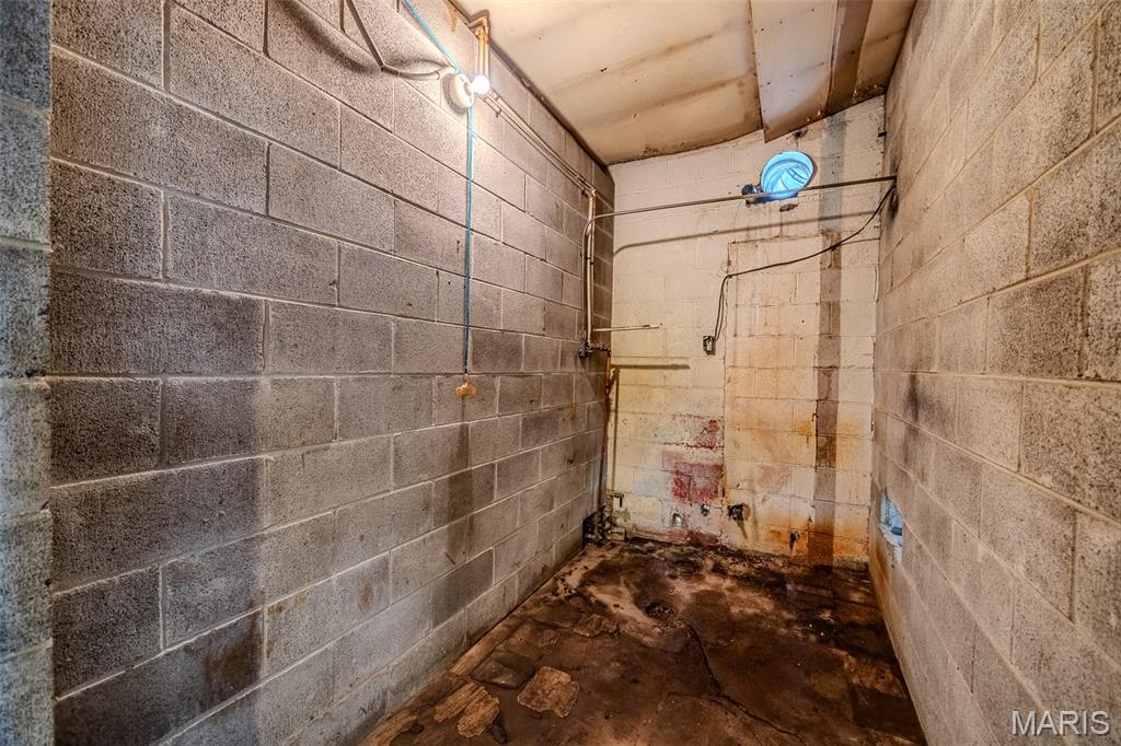 269 E 6th Street Property Photo 14
