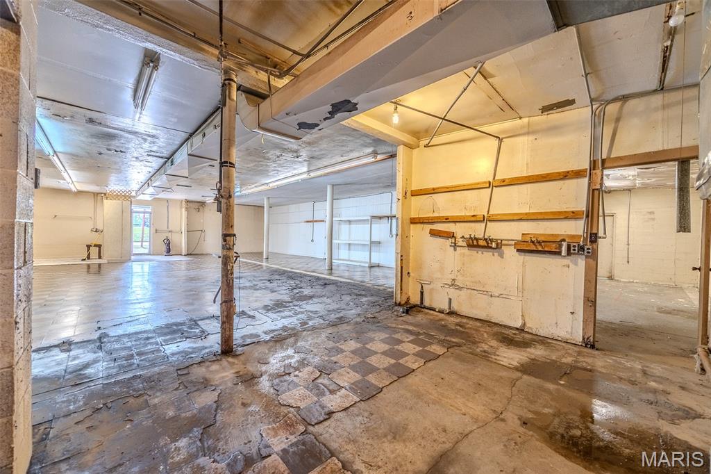 269 E 6th Street Property Photo 15