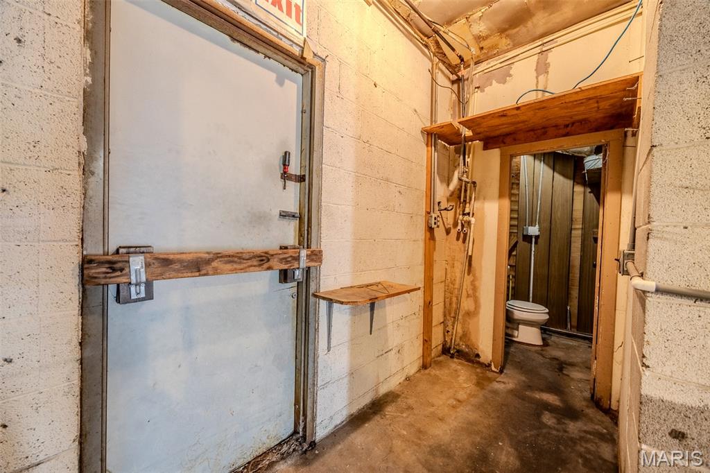 269 E 6th Street Property Photo 16