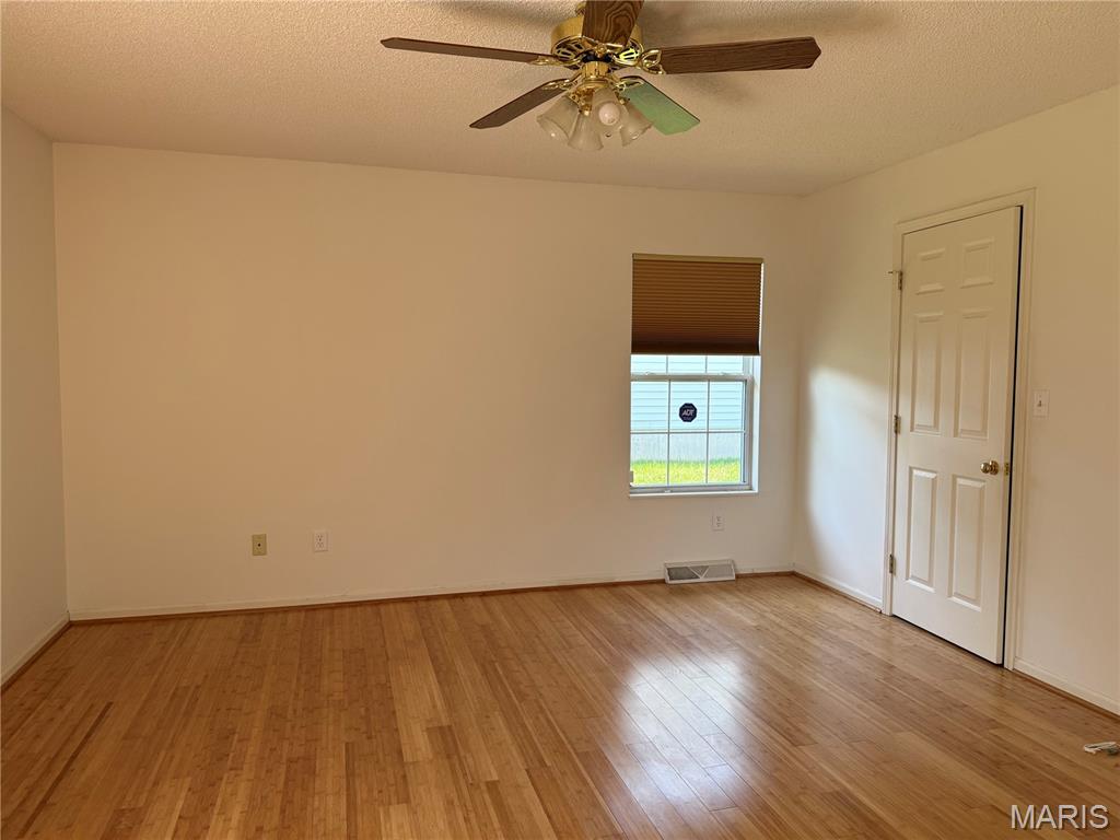 1112 Murry Lane Property Photo 14