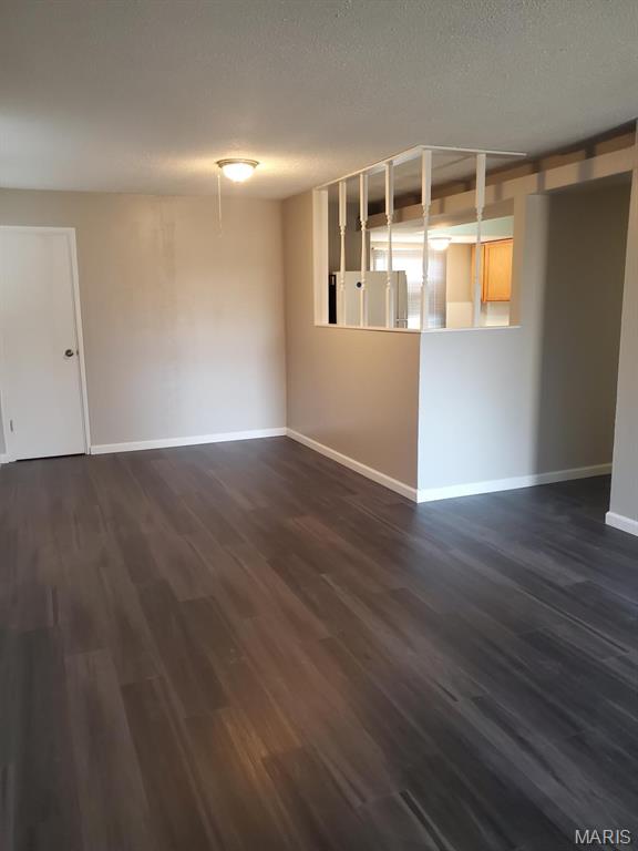 220 Roderick Drive Property Photo 4