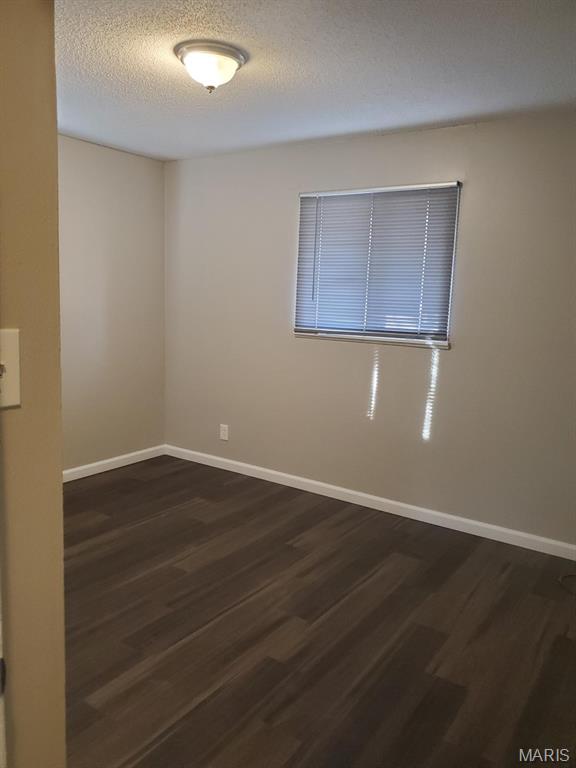 220 Roderick Drive Property Photo 7