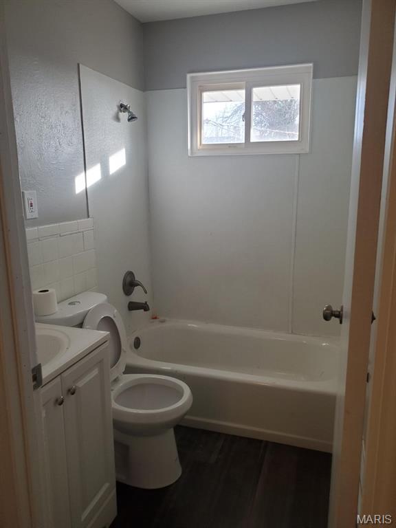 220 Roderick Drive Property Photo 8