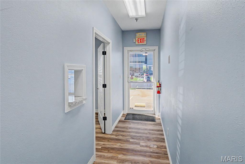 2441 Myra Drive Property Photo 15