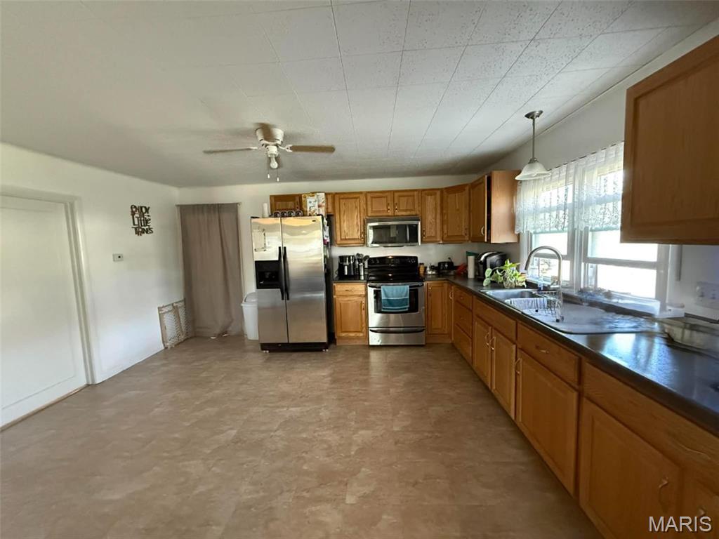 1527 W Randolph Street Property Photo 4