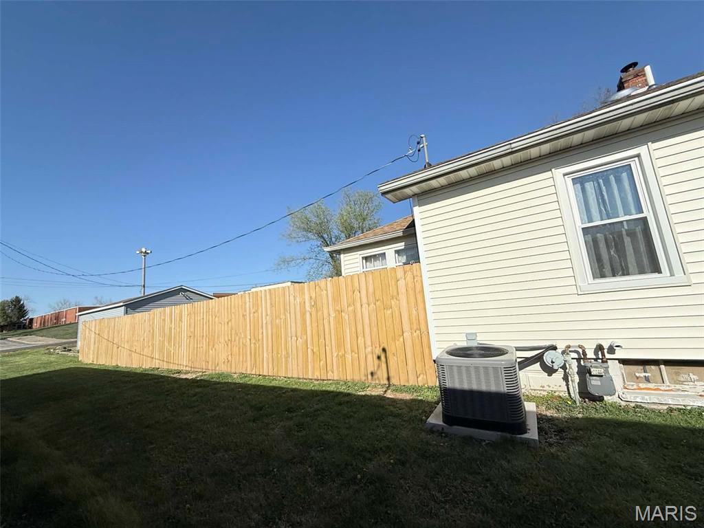 1527 W Randolph Street Property Photo 10