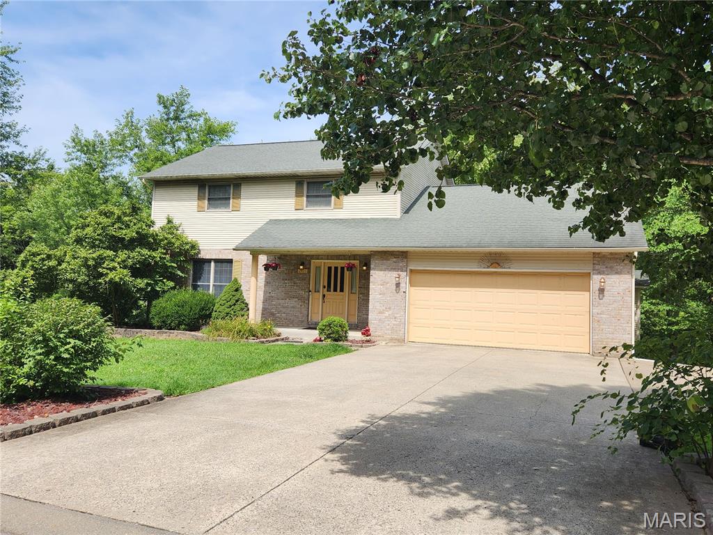 2405 Brittany Drive Property Photo 1