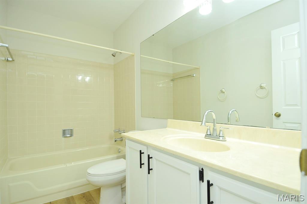 1034 Alpine Ridge Drive G5 Property Photo 23