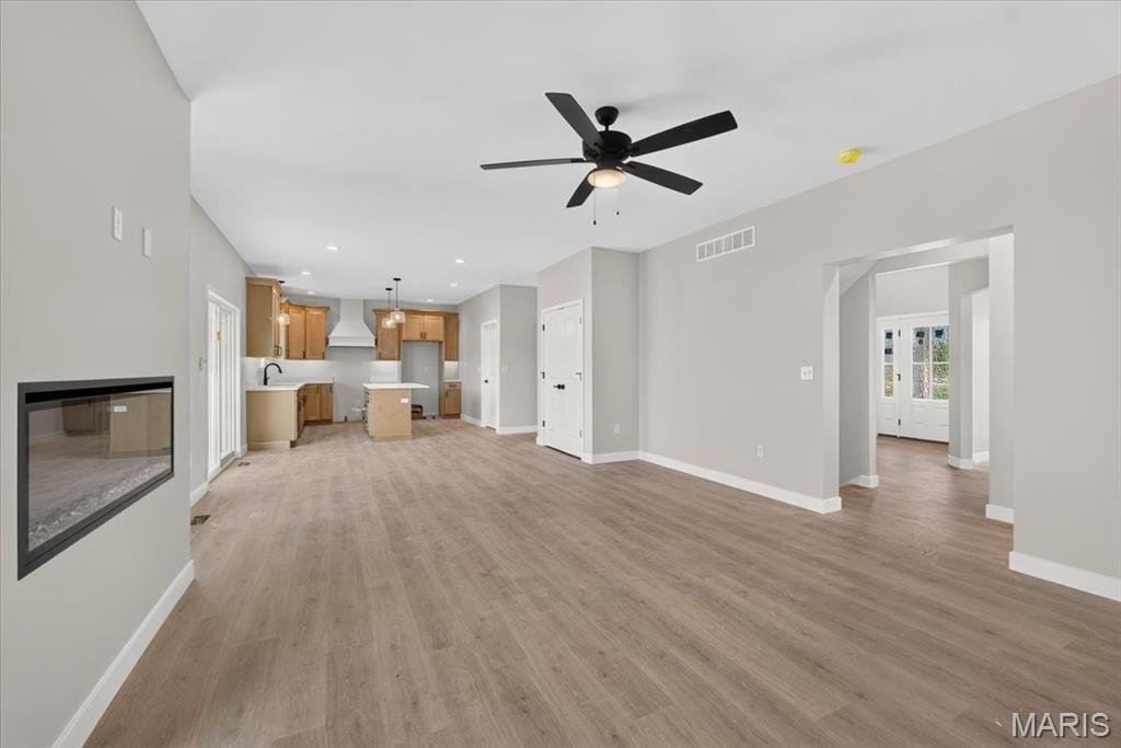 1228 Belclare Court Property Photo 15