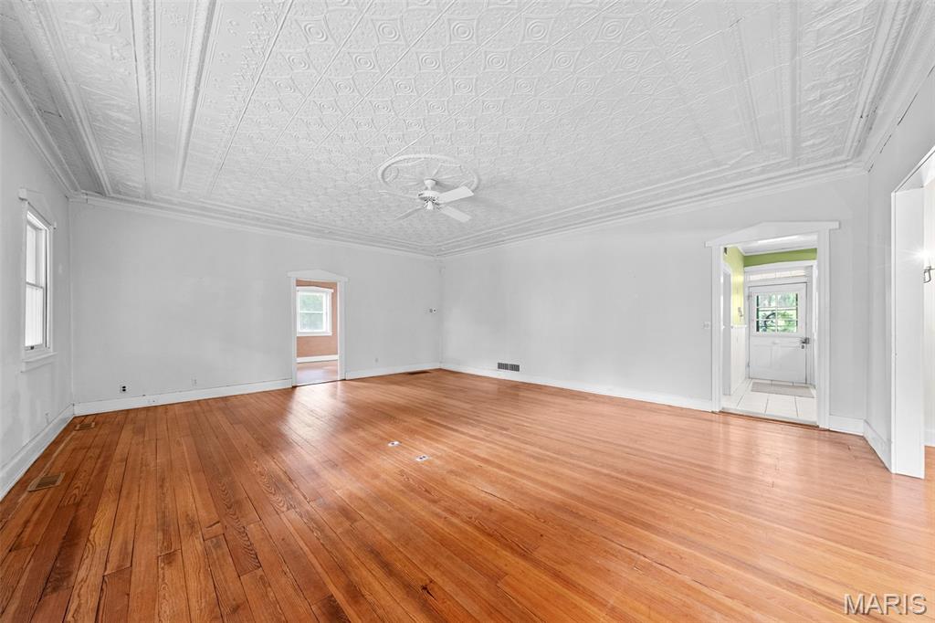 205 E 8th Street Property Photo 21