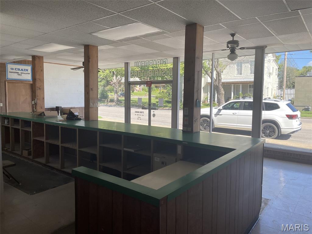 211 Merriwether Street Property Photo 4