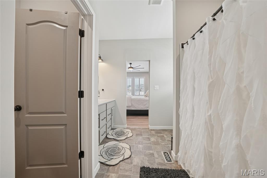 115 Bell Boulevard Property Photo 18