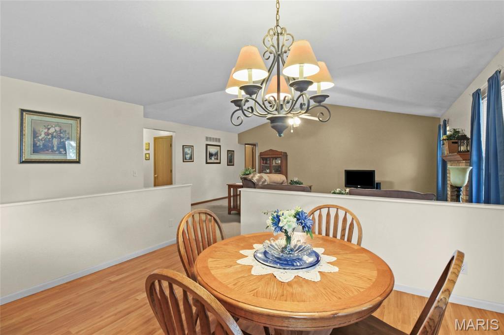 8 Knoll Ridge Court Property Photo 22