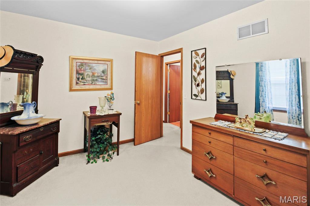 8 Knoll Ridge Court Property Photo 47
