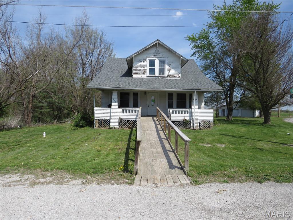 415 E Water Street Property Photo 1