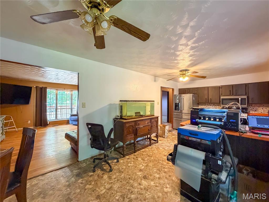 5644 State Road B Property Photo 16