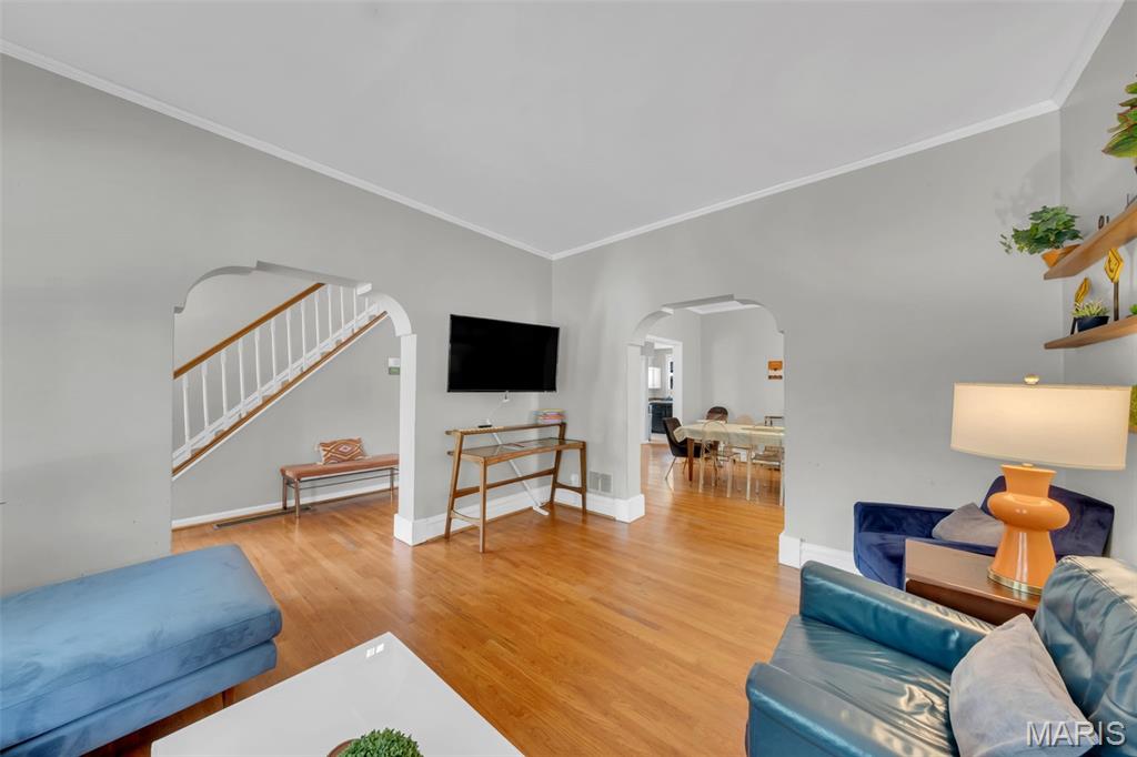 3305 Pestalozzi Street Property Photo 4
