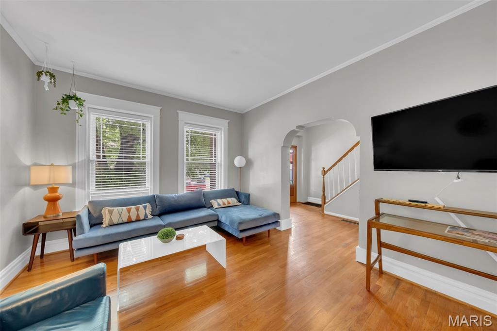 3305 Pestalozzi Street Property Photo 6