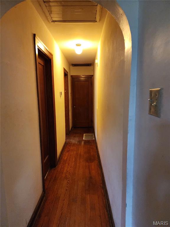 3028 Roland Avenue Property Photo 11