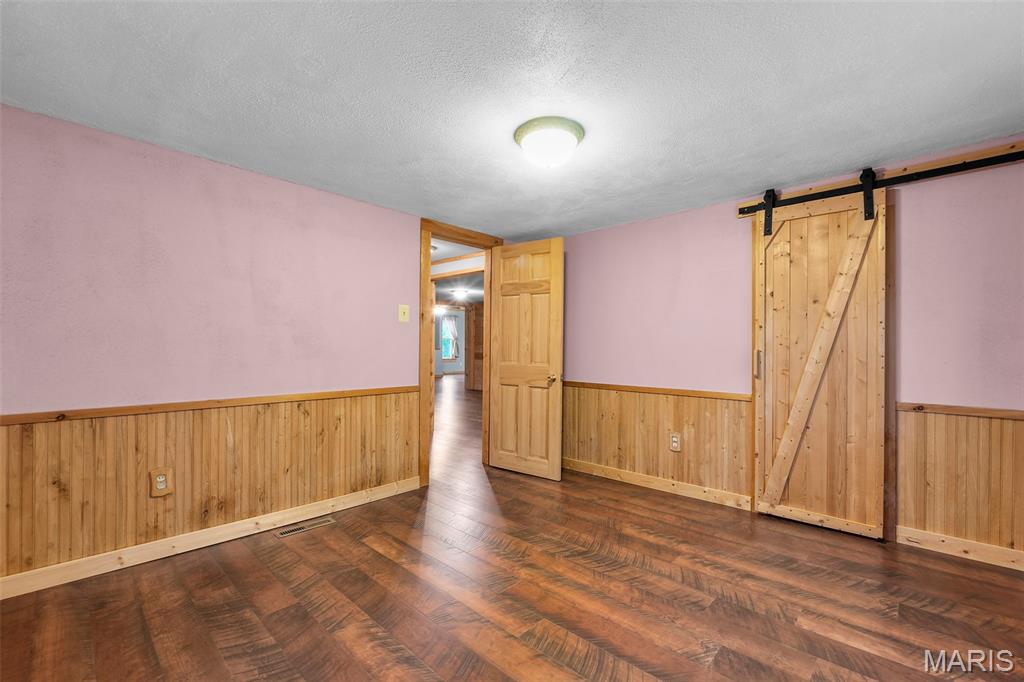 16482 Highway T Property Photo 16