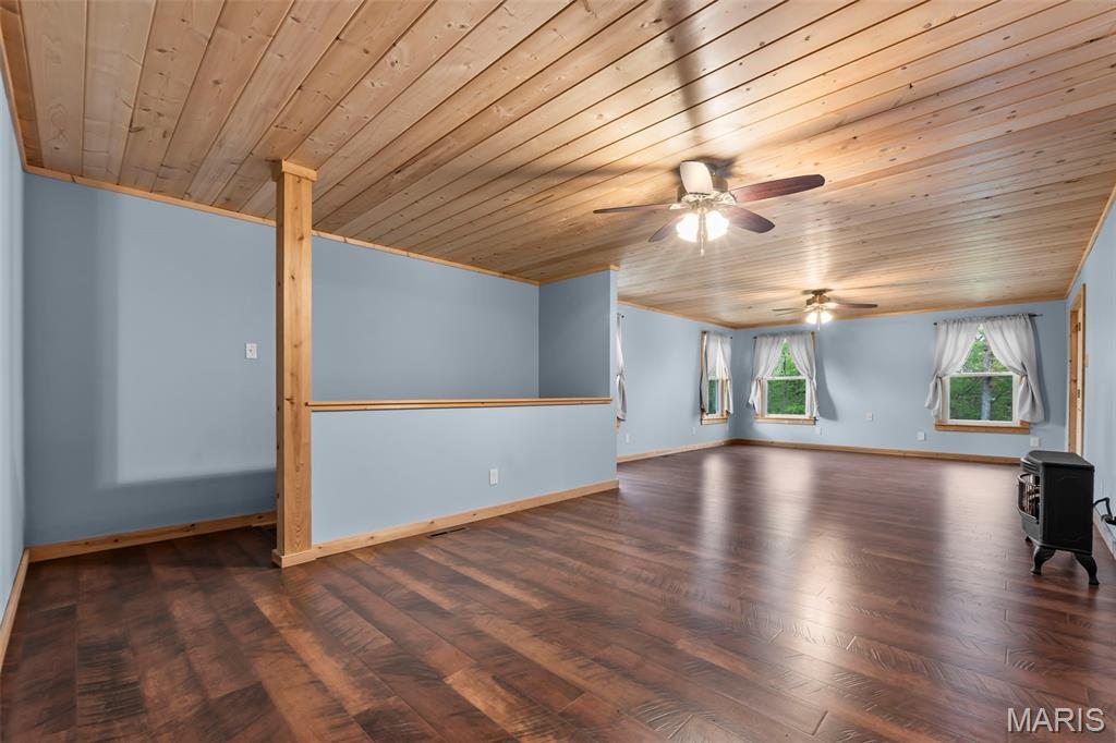 16482 Highway T Property Photo 18