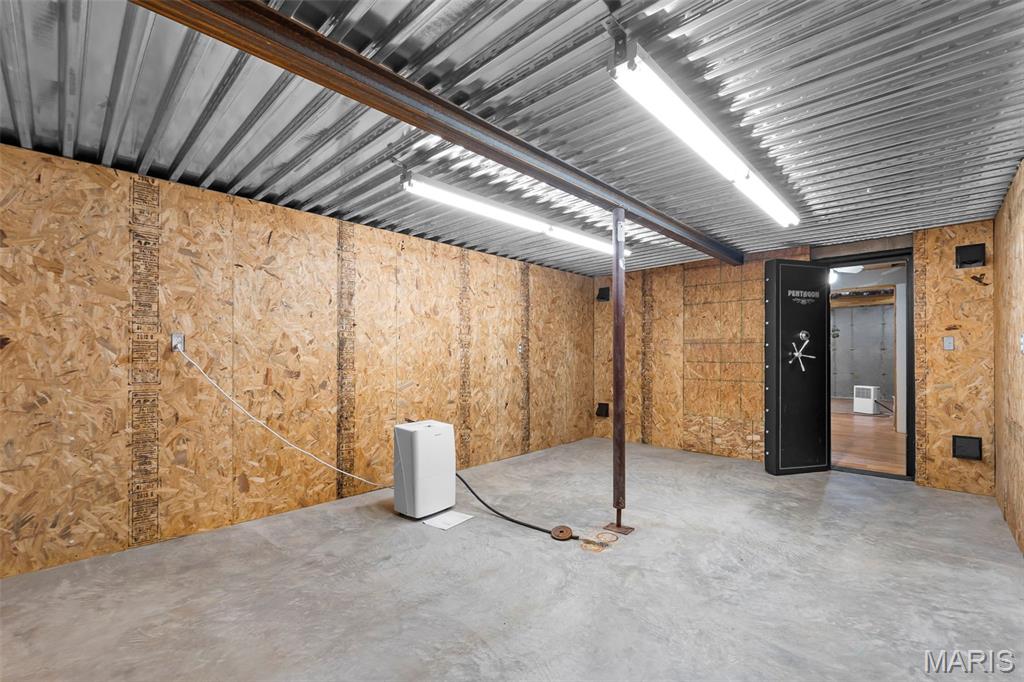 16482 Highway T Property Photo 28