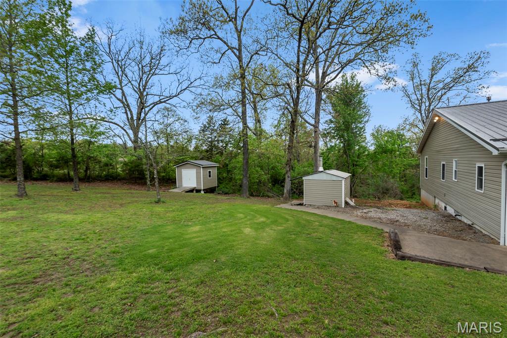 16482 Highway T Property Photo 35