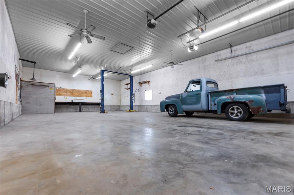 16482 Highway T Property Photo 46