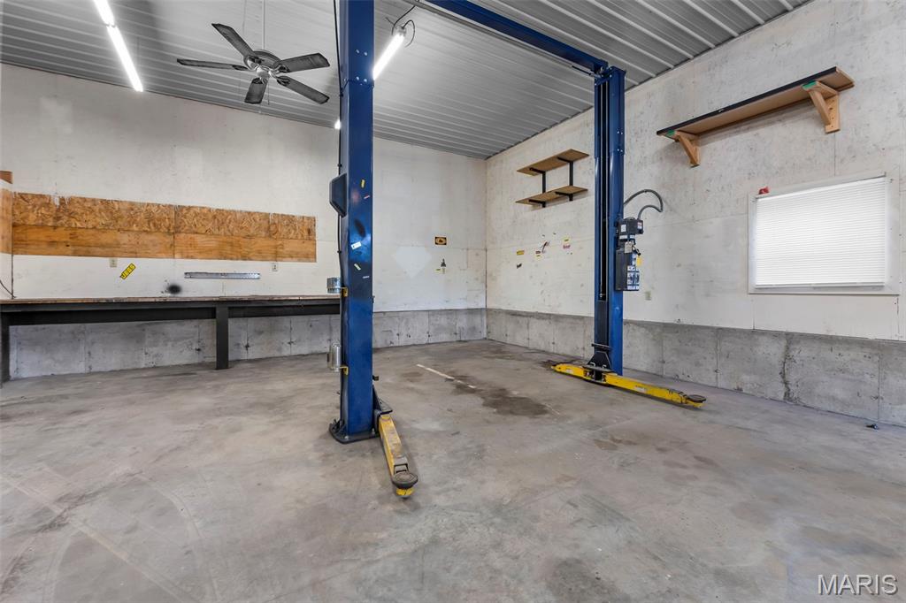 16482 Highway T Property Photo 47